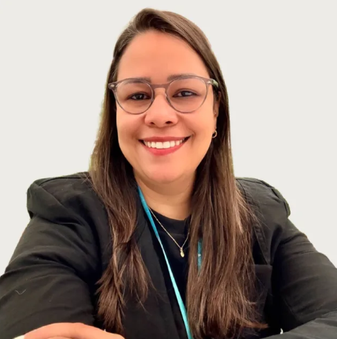 Foto e mini bio Deborah